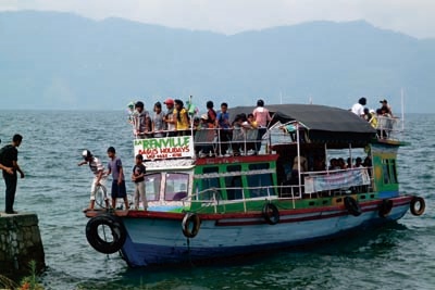 Ferry Tuk Tuk - Parapat